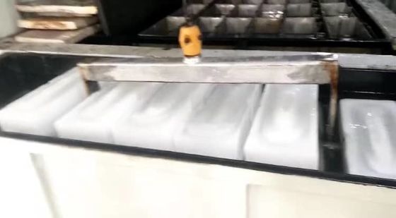500 kg/jour-50 tonnes/jour Machine automatique de glaçage à bloc de saumure avec condensation refroidie à l'air