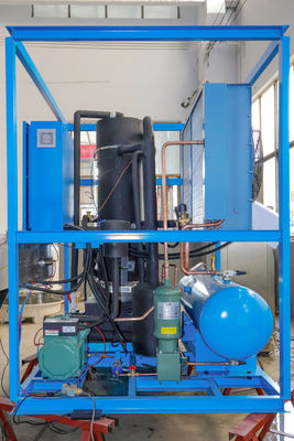 Machine à glace à tubes de 1 tonne professionnelle pour les fermes 1920*1550*2150 mm en acier inoxydable
