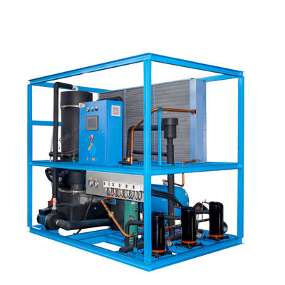 Bon prix Machine à glace à chaud industrielle avec une capacité de 2 tonnes de glace en tubes et une taille de 2460*1575*1850 mm en ligne